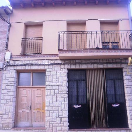 Bar Hostal Torralba De Los Sisones Esterno foto
